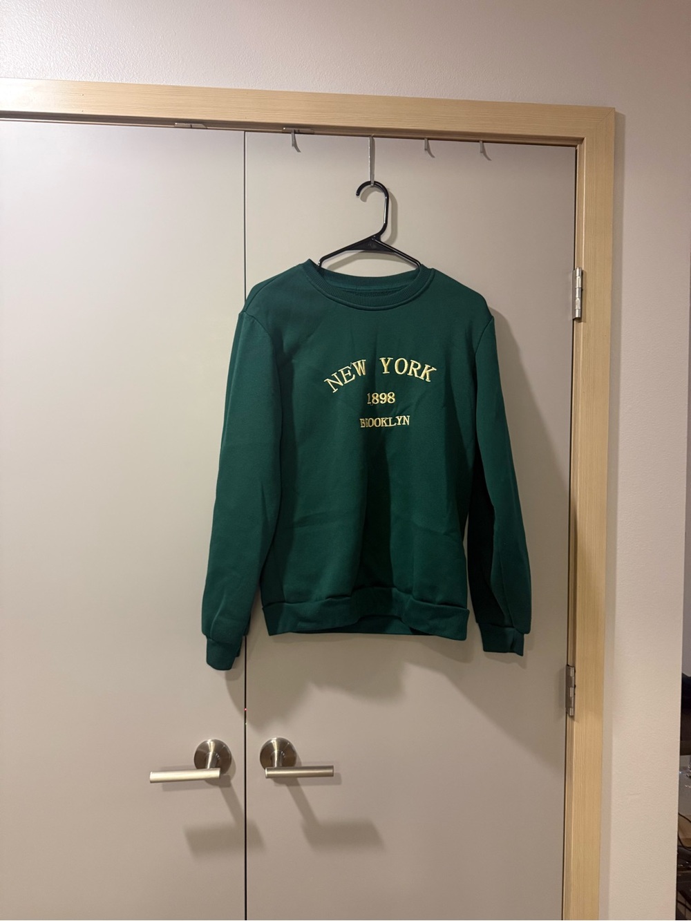 New York Crewneck Size M